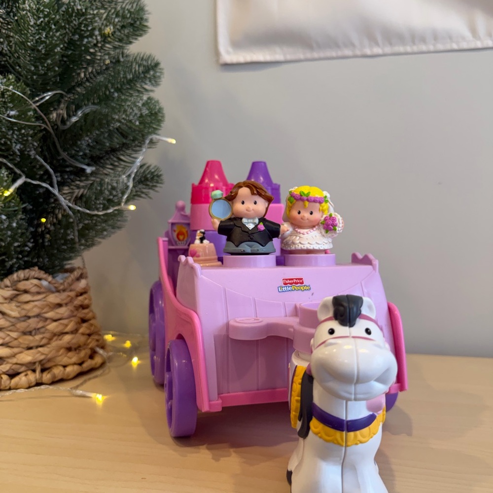 Little People Royal Wedding Carriage Blocks